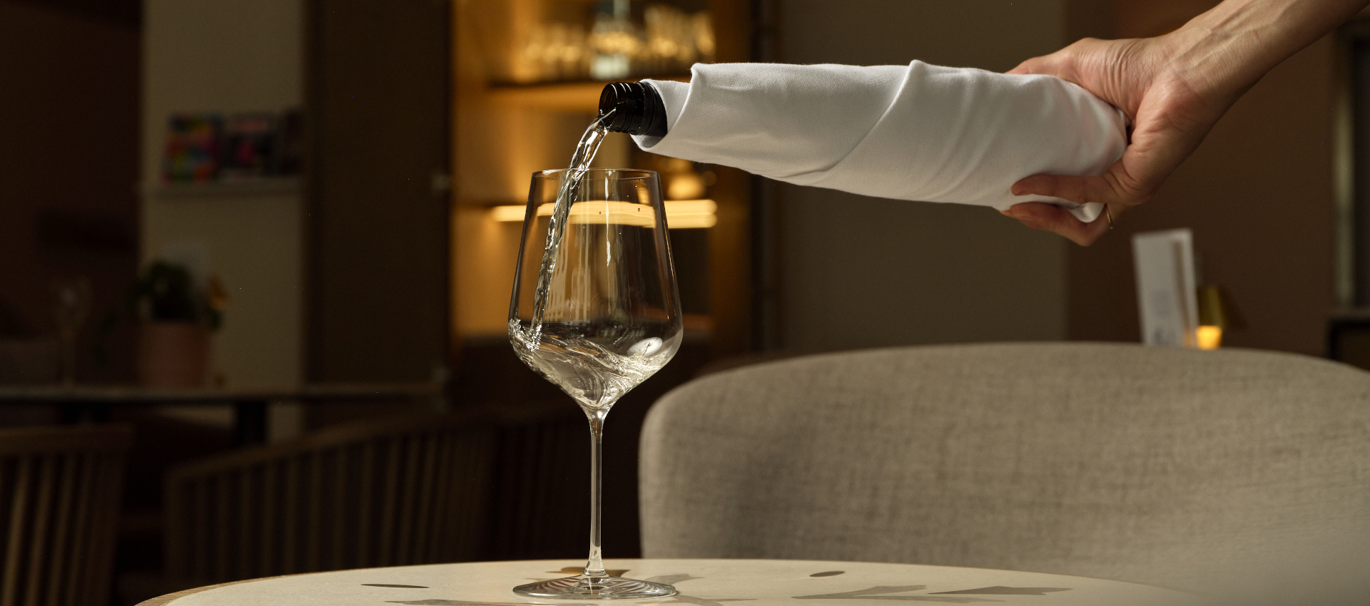 Mystery wine pour Bistrot Bisou Melbourne